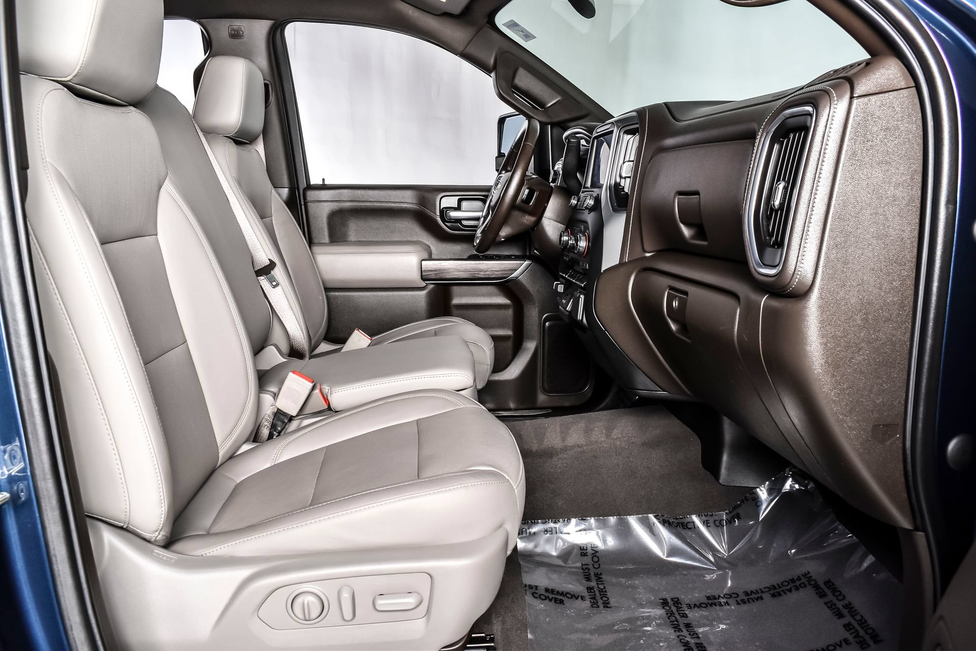 Used 2020 Chevrolet Silverado 2500 LTZ AWD/4WD image 22