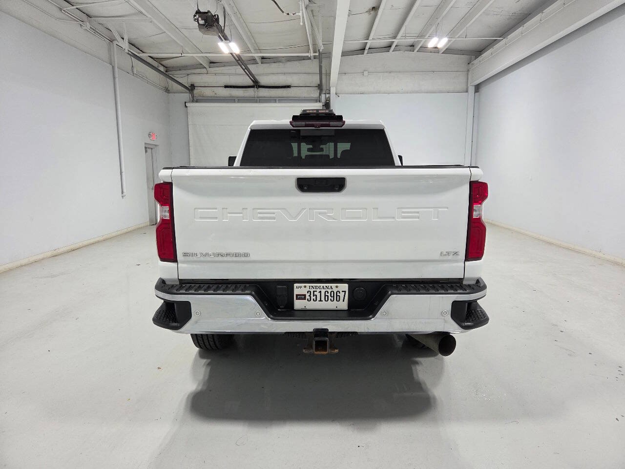 Used 2023 Chevrolet Silverado 2500 LTZ w/ LTZ Convenience Package AWD/4WD image 6