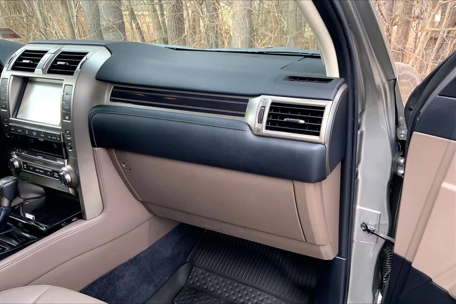 Used 2021 Lexus GX 460 Premium image 19