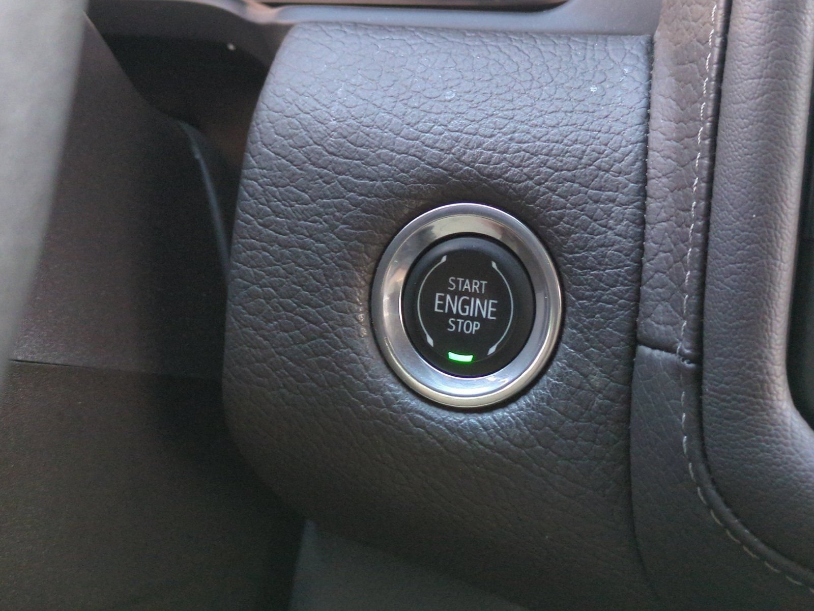 Used 2023 GMC Yukon Denali AWD/4WD image 25