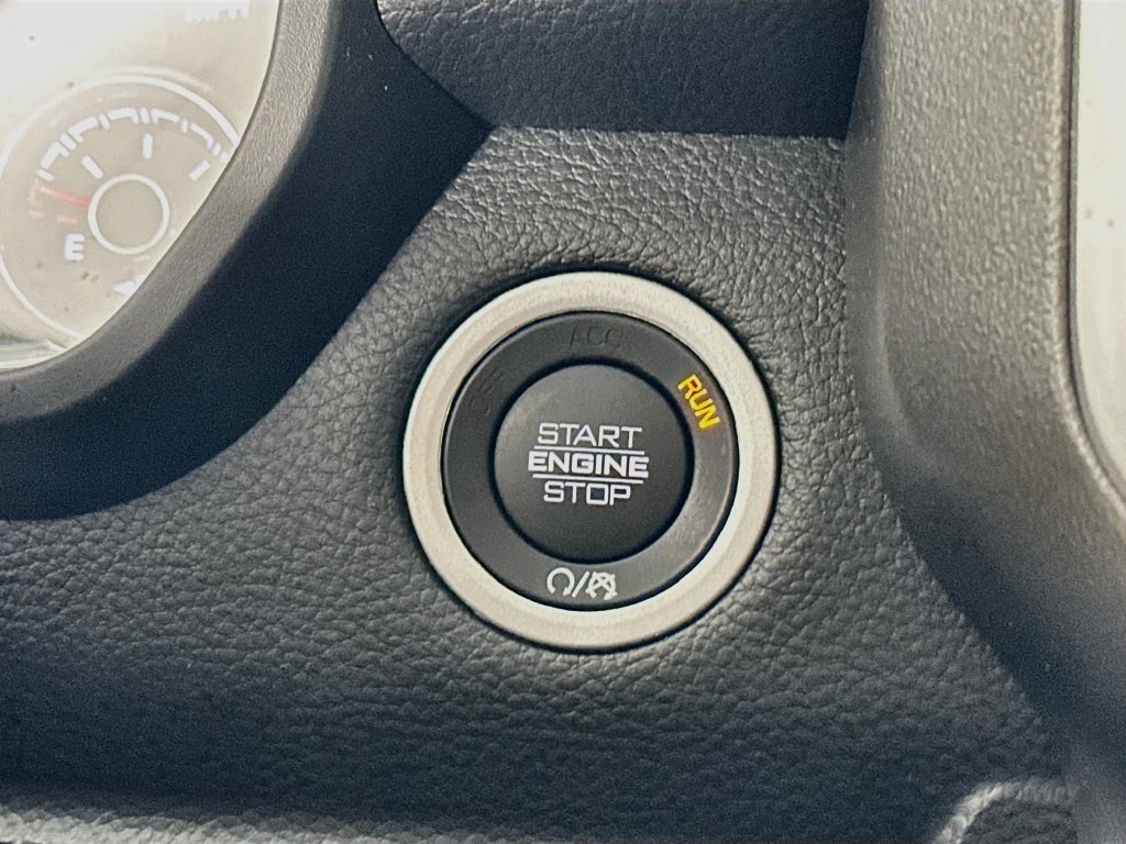 Used 2023 RAM 1500 Big Horn AWD/4WD image 16