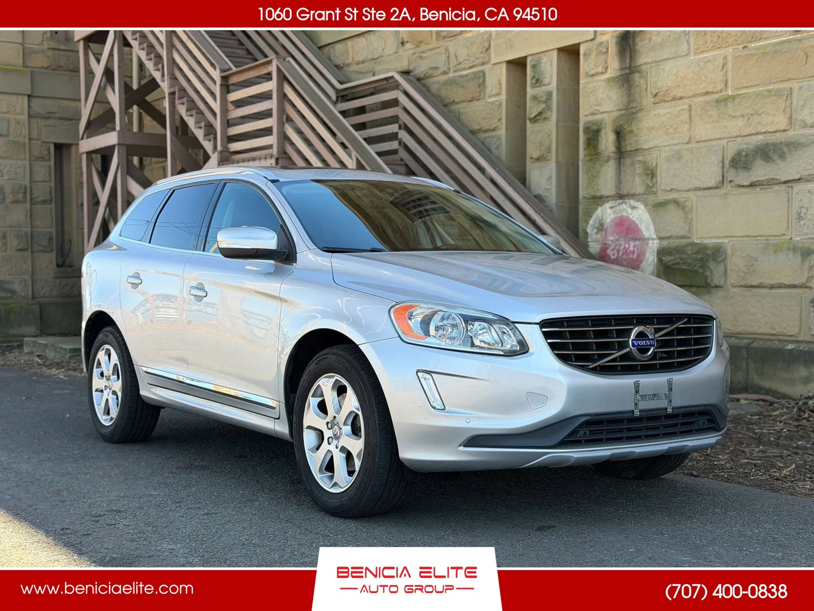 Used 2016 Volvo XC60 T5 Premier w/ Proximity Package AWD/4WD image 1
