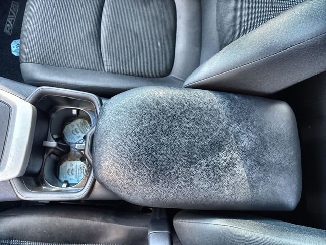 Used 2024 Toyota RAV4 LE image 29