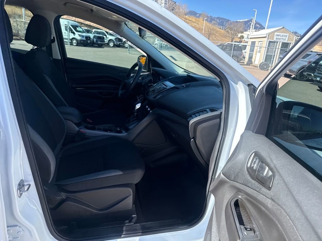 Used 2016 Ford Escape S image 27
