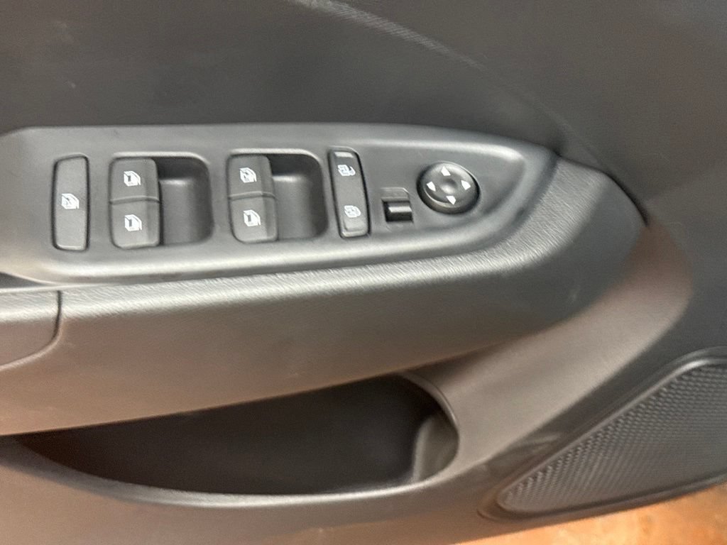 New 2026 Hyundai Venue SEL FWD image 21