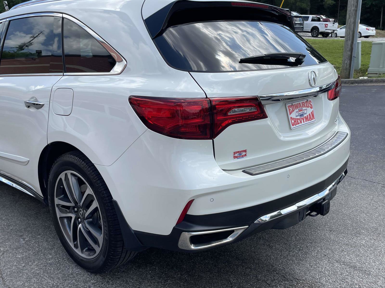 Used 2017 Acura MDX w/ Advance & Entertainment Pkg AWD/4WD image 30