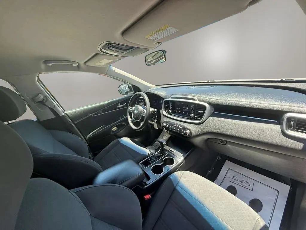 Used 2020 Kia Sorento FWD V6 image 14