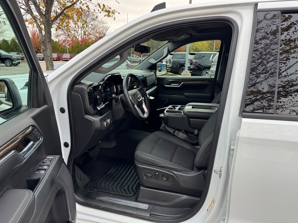Used 2022 GMC Sierra 1500 Elevation image 11