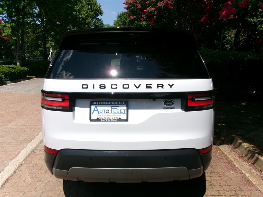 Used 2020 Land Rover Discovery HSE AWD/4WD image 6