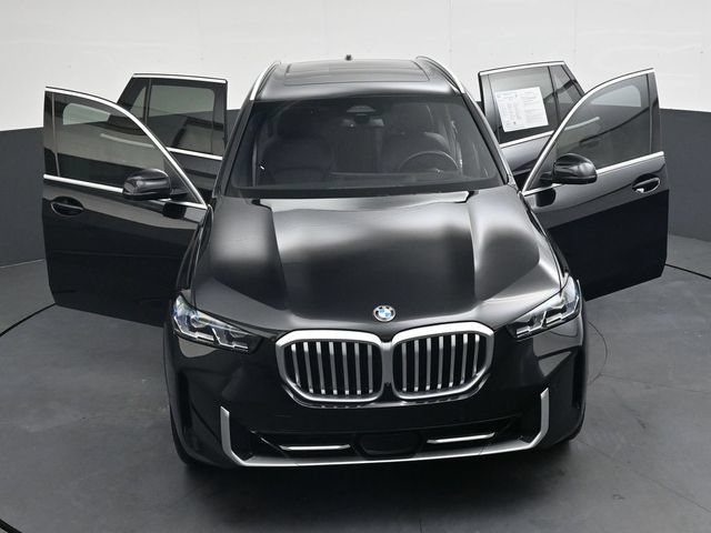 Certified 2024 BMW X5 sDrive40i w/ Premium Package RWD image 40