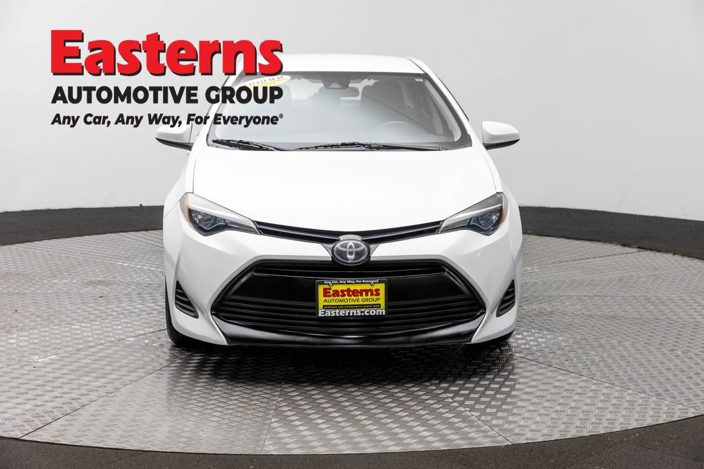 Used 2019 Toyota Corolla LE FWD image 2