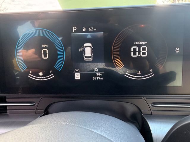 Used 2025 Hyundai Kona SE image 5