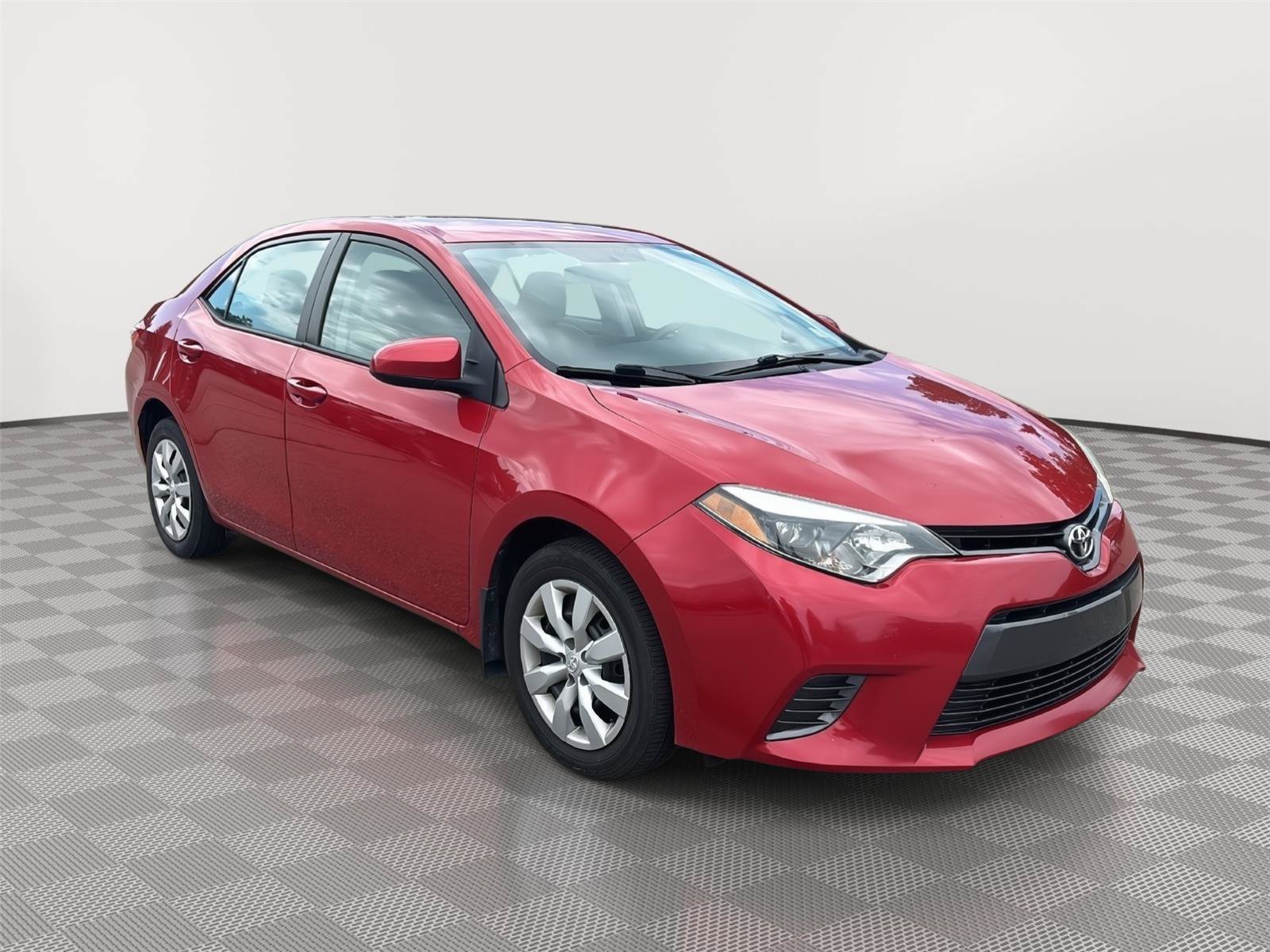 Used 2016 Toyota Corolla LE FWD image 4