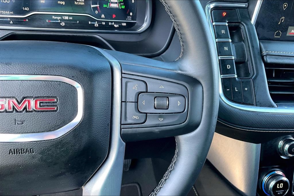 Used 2024 GMC Yukon SLT RWD image 12