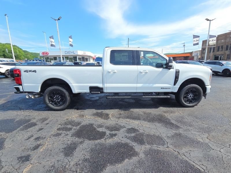 New 2026 Ford F250 Lariat w/ Black Appearance Package AWD/4WD image 8
