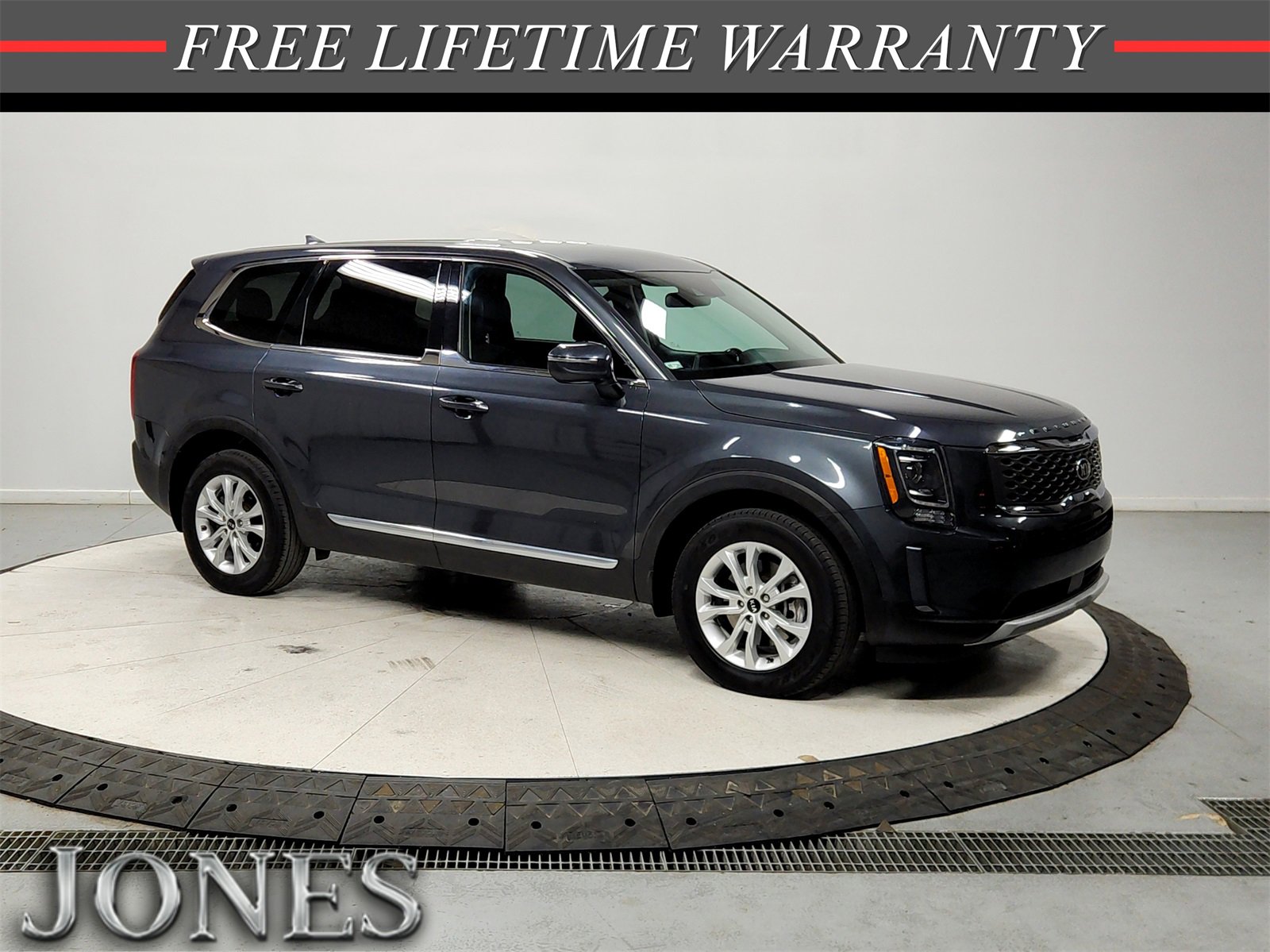 Used 2021 Kia Telluride LX image 1