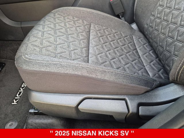 Certified 2025 Nissan Kicks SV AWD/4WD image 16