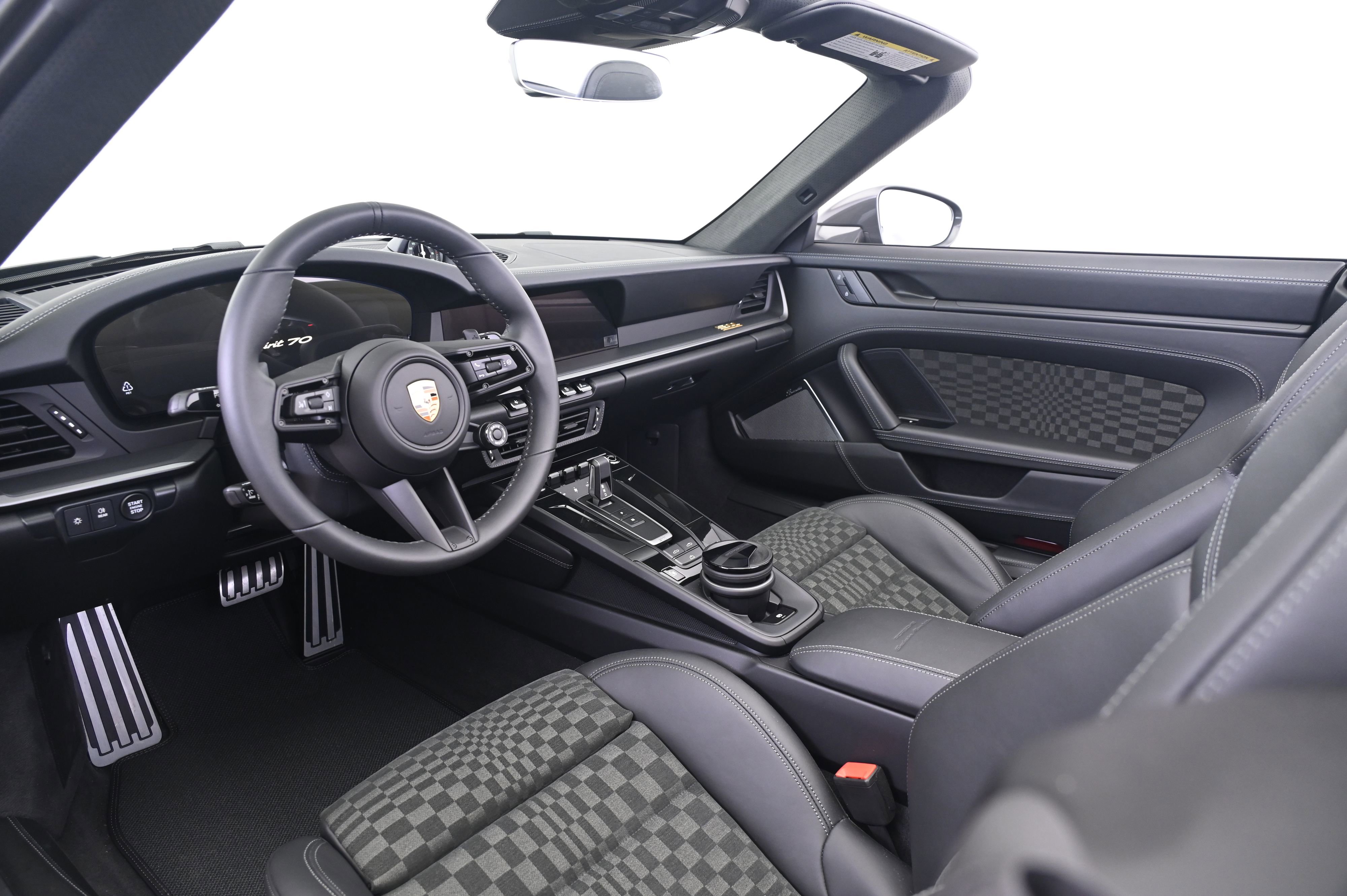 Certified 2026 Porsche 911 GTS image 30