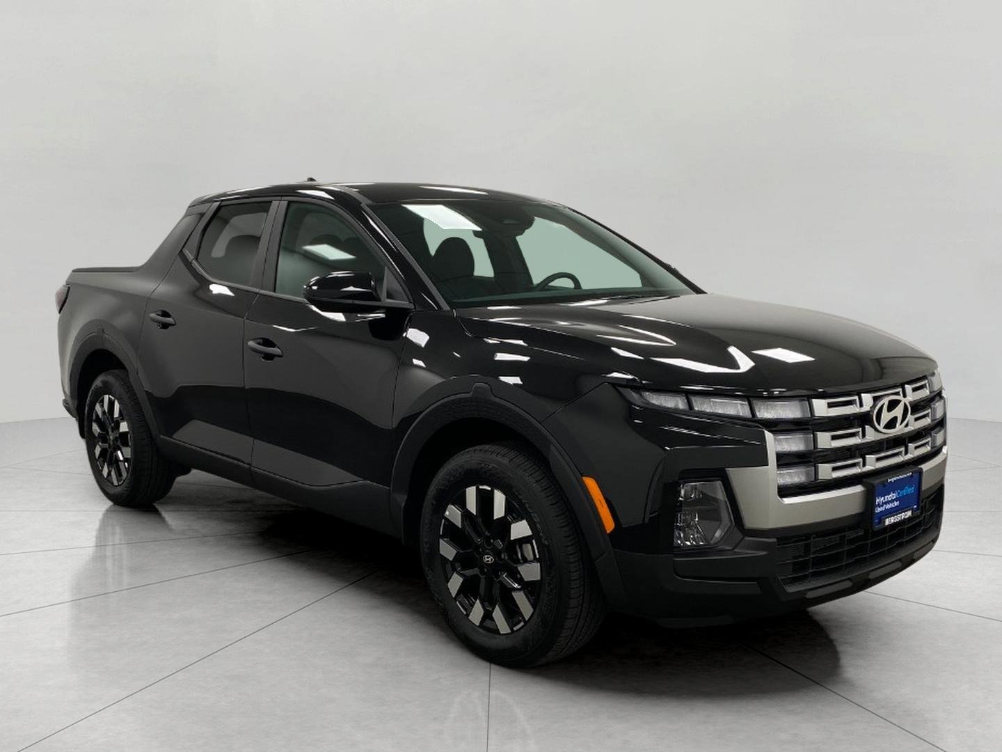 Certified 2025 Hyundai Santa Cruz SE