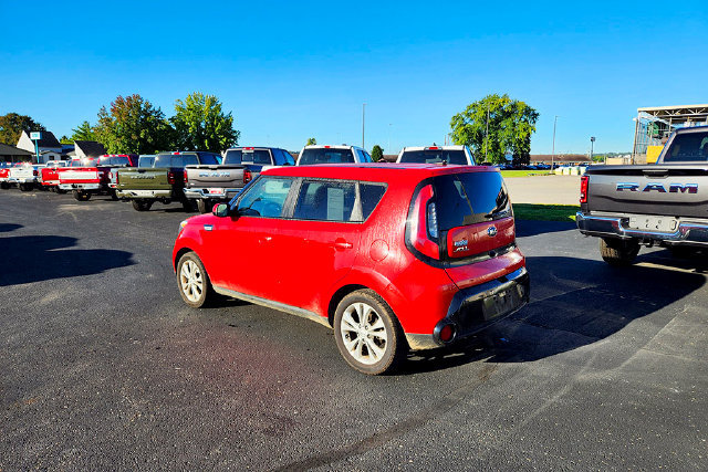 Used 2016 Kia Soul + FWD image 5