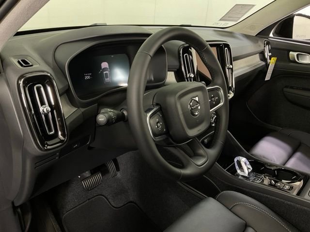 New 2026 Volvo XC40 B5 Plus w/ Protection Package Premier image 21