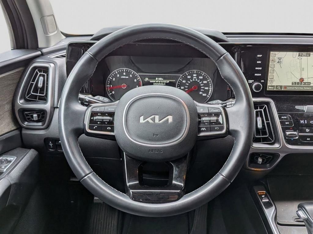 Used 2023 Kia Sorento S AWD/4WD image 15