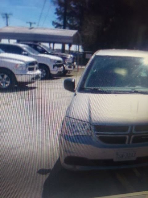 Used 2020 Dodge Grand Caravan SE w/ UConnect Hands-Free Group image 1