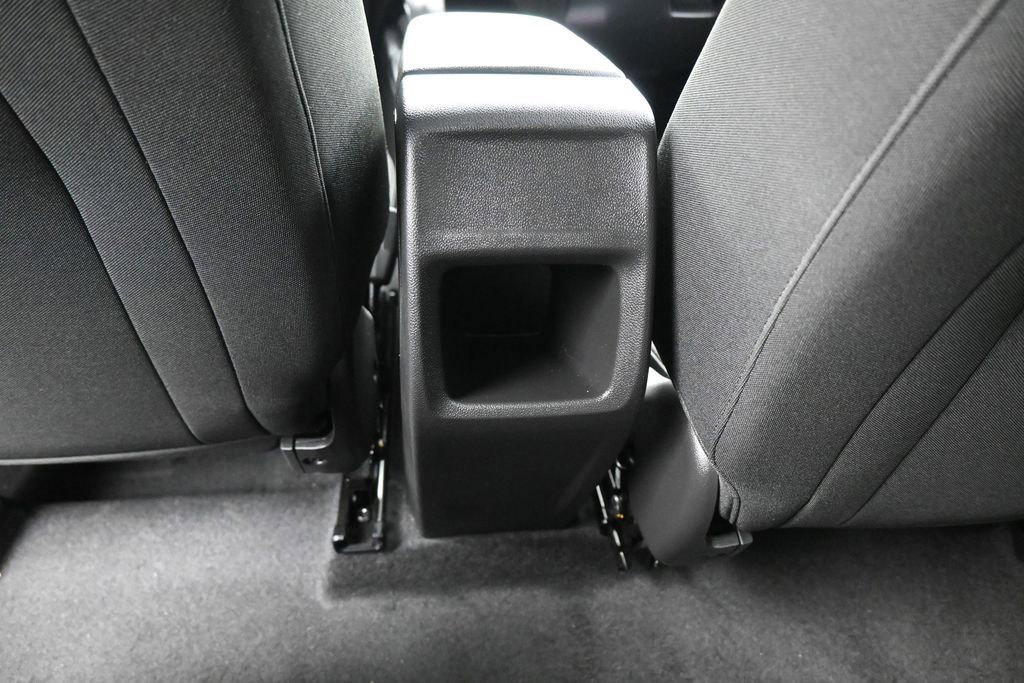 Used 2025 Chevrolet Trax LS FWD image 34