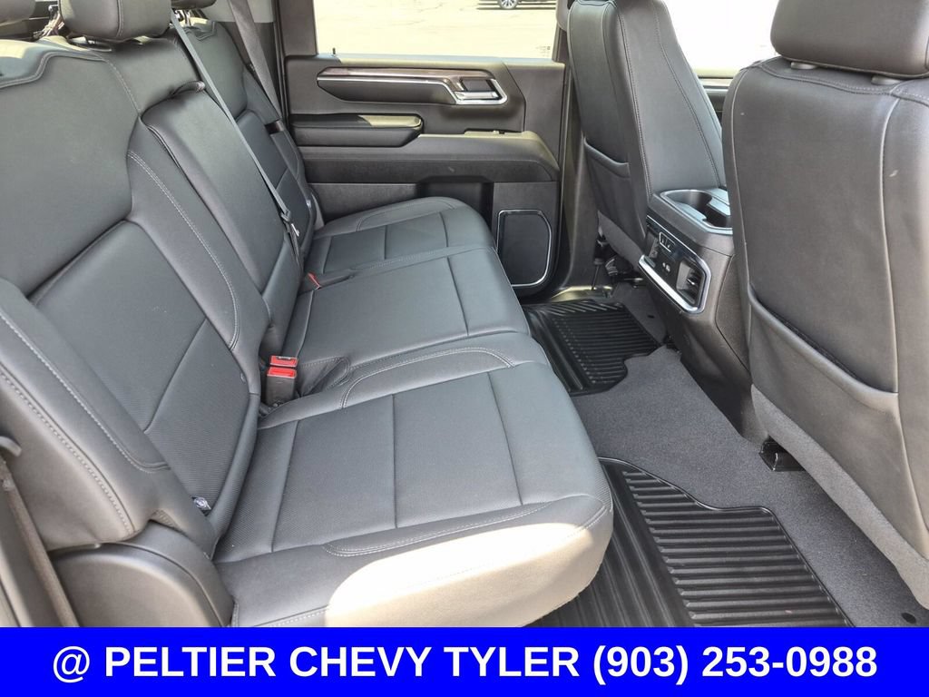 Used 2024 Chevrolet Silverado 2500 LTZ w/ LTZ Plus Package AWD/4WD image 18