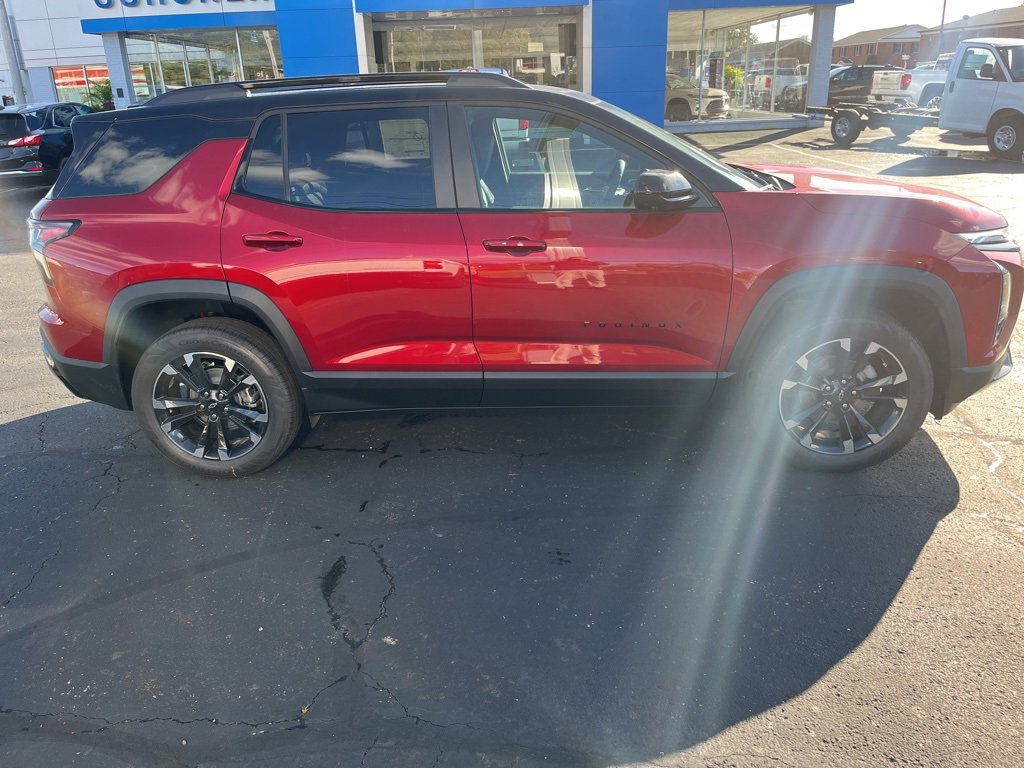New 2026 Chevrolet Equinox RS w/ Convenience Package III image 8