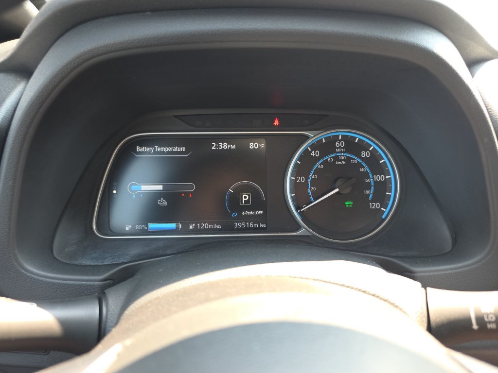 Used 2022 Nissan Leaf S FWD image 19