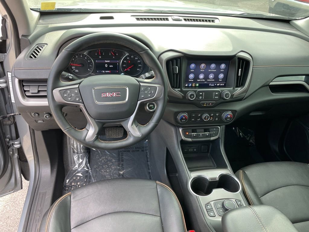 Used 2023 GMC Terrain AT4 image 25