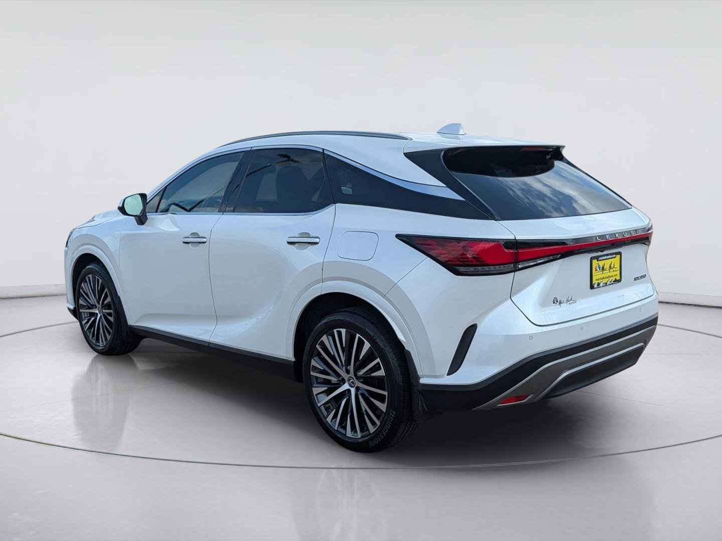 Used 2023 Lexus RX 350 Premium Plus w/ Accessory Package (K3) FWD image 3