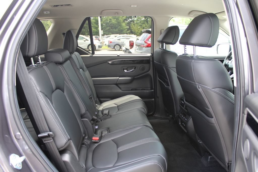 Certified 2025 Honda Pilot EX-L image 15