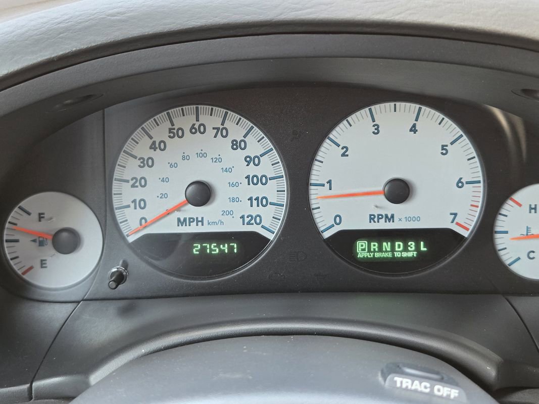 Used 2005 Dodge Grand Caravan SXT w/ Leather Interior Group FWD image 24