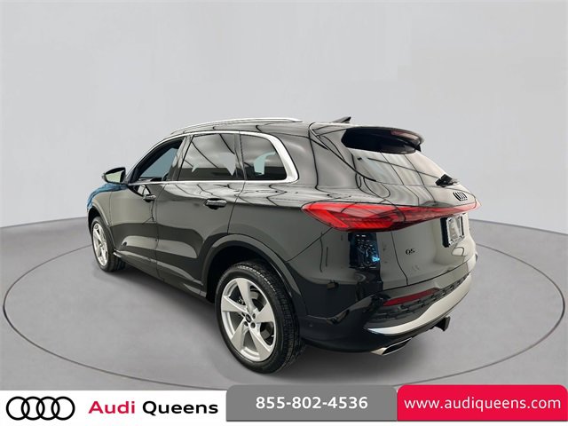 New 2025 Audi Q5 Premium Plus w/ Premium Plus image 2