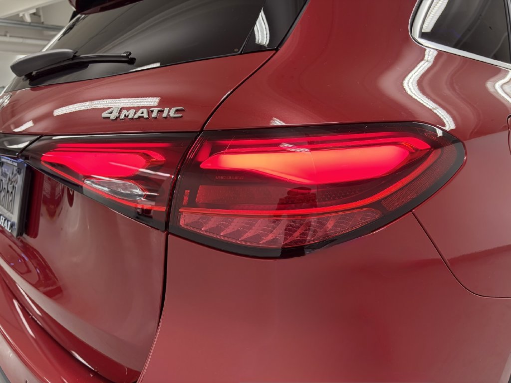 Certified 2025 Mercedes-Benz GLC 300 4MATIC image 10