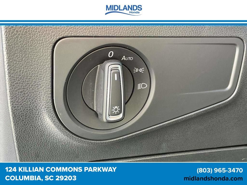 Used 2024 Volkswagen Tiguan SE FWD image 20