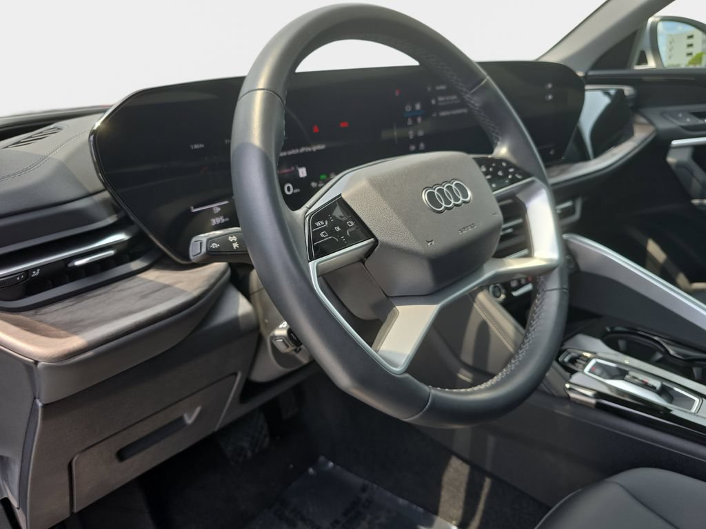 Certified 2025 Audi Q5 Premium w/ Convenience Package AWD/4WD image 22