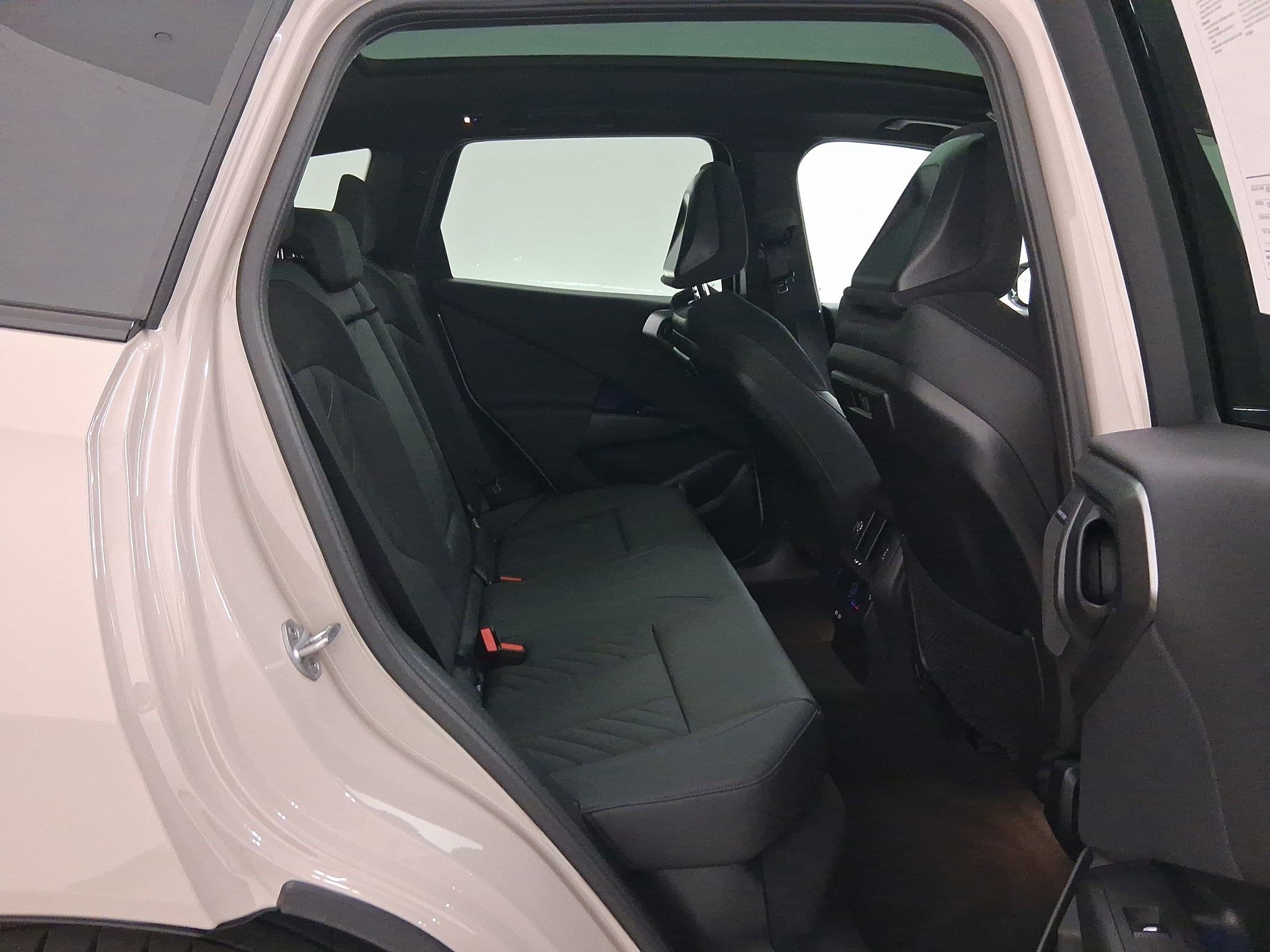 Certified 2025 BMW X3 M50 image 30