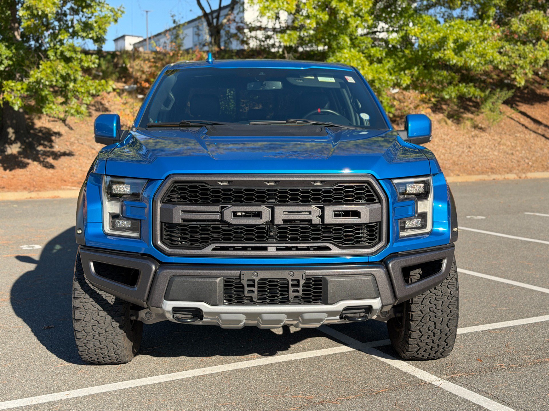 Used 2019 Ford F150 Raptor w/ Equipment Group 802A Luxury AWD/4WD image 2