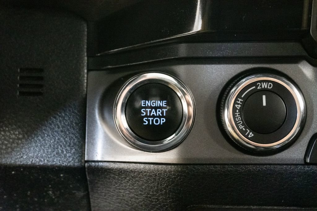 Used 2016 Toyota Tacoma TRD Off-Road w/ Towing Package AWD/4WD image 14