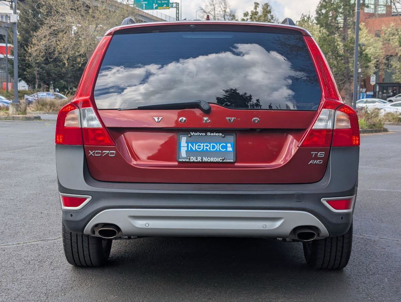 Used 2012 Volvo XC70 T6 Platinum image 6