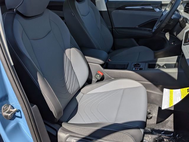 New 2026 Volkswagen Tiguan SE image 32