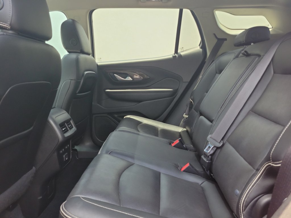Used 2019 GMC Terrain Denali w/ Advanced Safety Package FWD image 16
