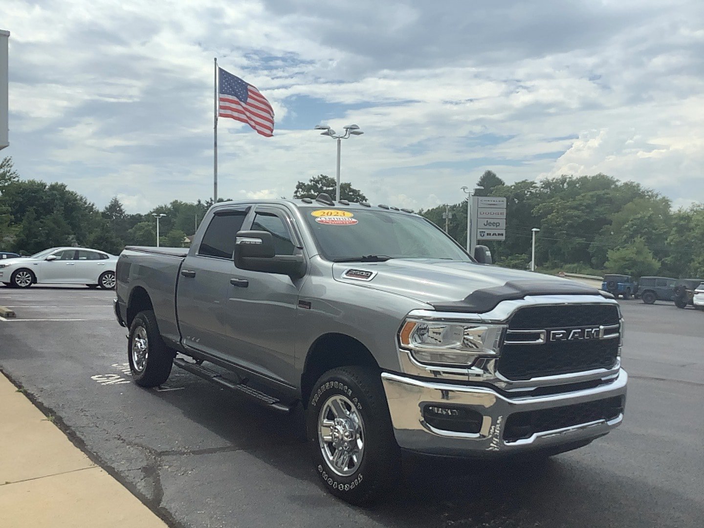 Certified 2023 RAM 2500 Tradesman AWD/4WD image 3