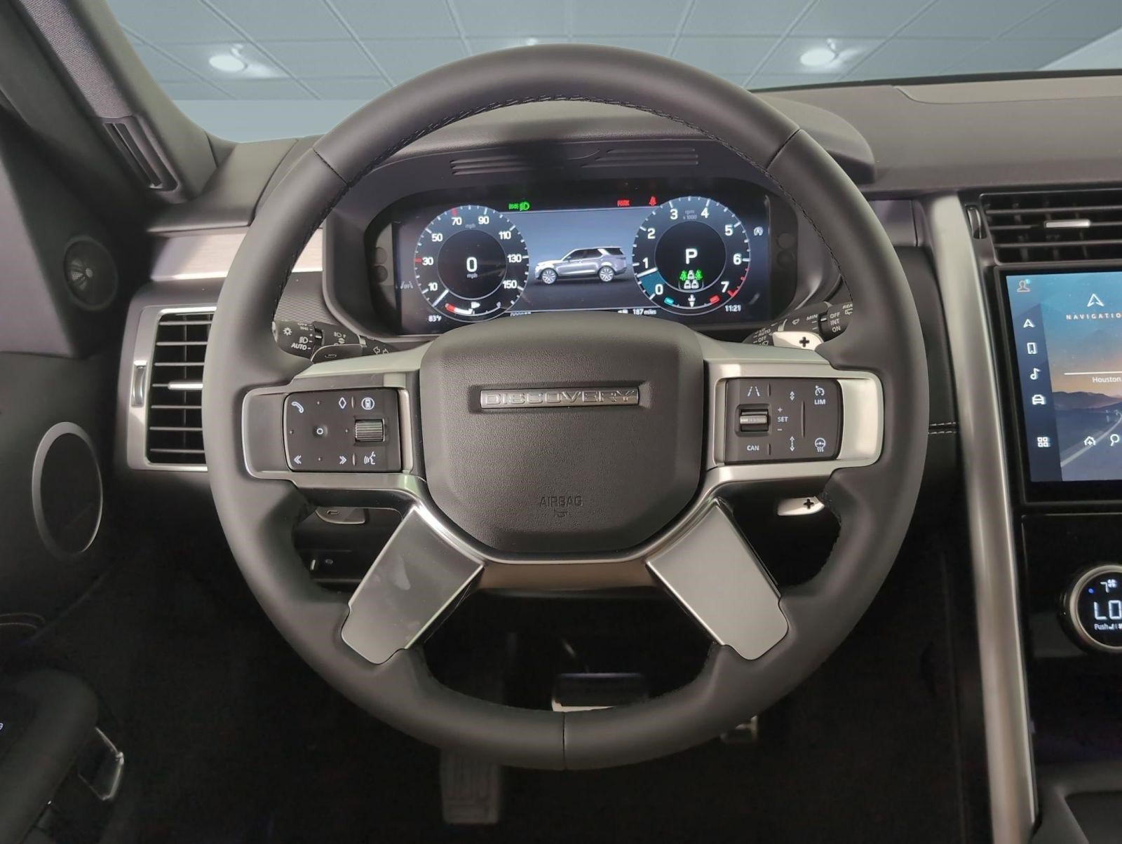 Certified 2025 Land Rover Discovery Dynamic SE AWD/4WD image 14