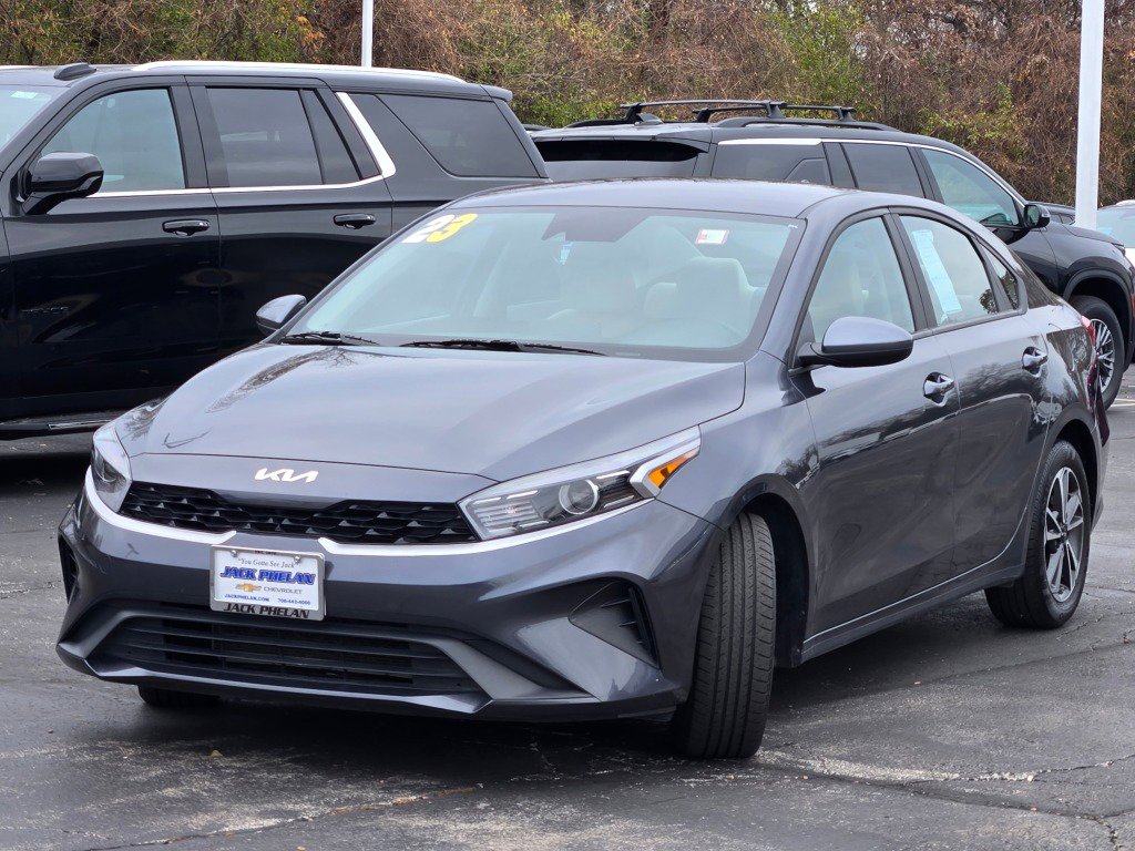 Used 2023 Kia Forte LXS image 4