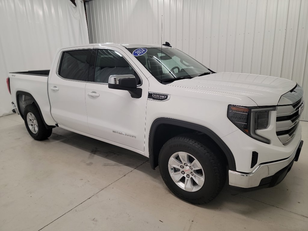 Used 2024 GMC Sierra 1500 SLE w/ Enhanced Capability Package image 3