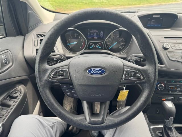 Used 2017 Ford Escape SE AWD/4WD image 16